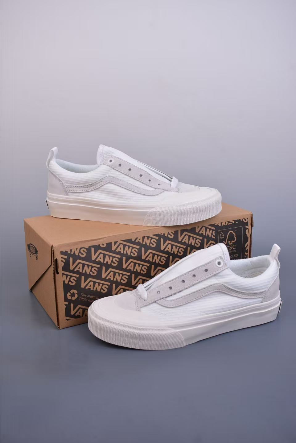 Shoe Vans Old Skool shoes — b2f296eb angle 1