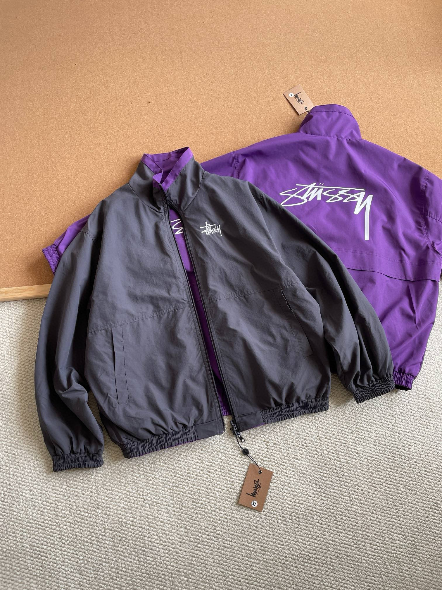 Stussy Hoodie — 37118e02 angle 1