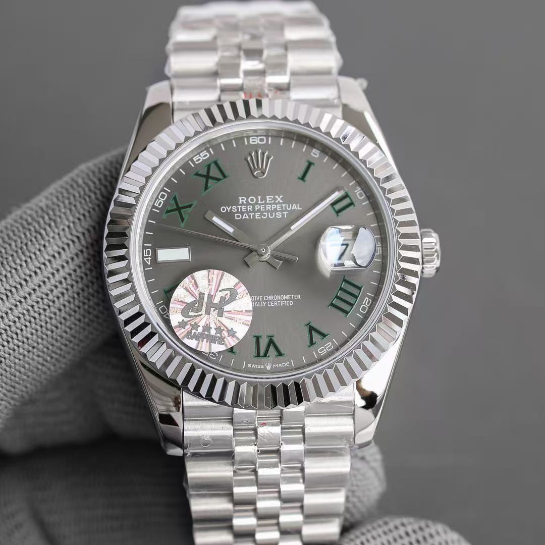 Watch — 0c469611 angle 1