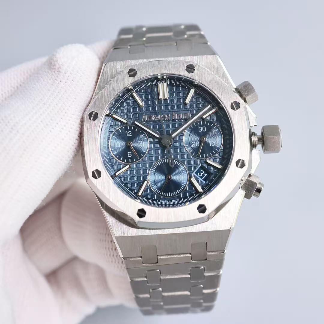 Watch — 958a1cb2 angle 1