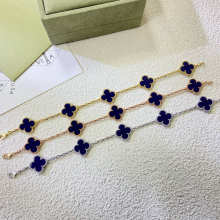 Accessories Necklaces — d6d3e9c1