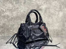 Designer Bags Balenciaga — 115-1