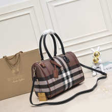 Designer Bags Burberry — 2