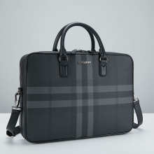 Designer Bags Burberry — 2