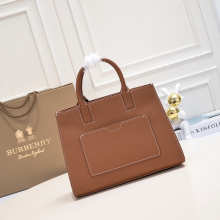 Designer Bags Burberry — 2