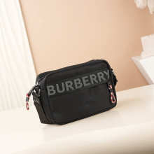 Designer Bags Burberry — 2