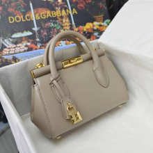 Designer Bags Dolce Gabbana — 608