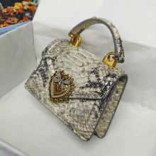 Designer Bags Dolce Gabbana — 610