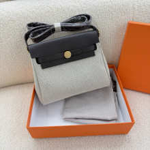 Designer Bags Hermes — kL320-18