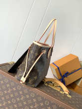 Designer Bags Louis Vuitton — M40994-1