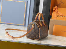 Designer Bags Louis Vuitton — M46222-5