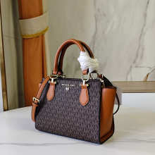 Designer Bags Michael Kors — M2351-1