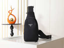 Designer Bags Prada — 1