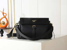 Designer Bags Prada — 1
