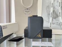 Designer Bags Prada — M358-11