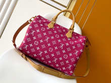 Designer Bags Travel Bag — M11563-1