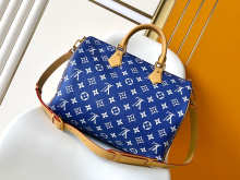 Designer Bags Travel Bag — M11597-1