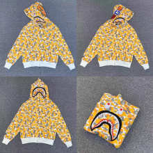 BAPE Hoodie — 2619c2ff