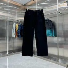 Louis Vuitton Pants — 44bfc797