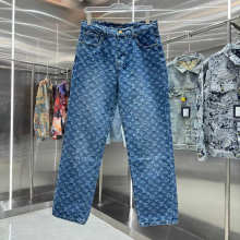 Louis Vuitton Pants — 4f3e1a1d