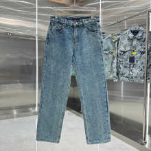 Louis Vuitton Pants — bb5e3bf1