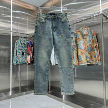 Louis Vuitton Pants — ca641da6