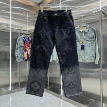 Louis Vuitton Pants — d209c94a