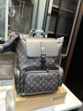 Mens Bags — 5b659e0b
