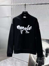 Moncler All — b22256a8