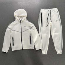 Nike Hoodie — 6dc3b6ff
