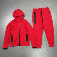 Nike Hoodie — 7dc8c0f8