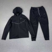 Nike Hoodie — 8fc55ba4