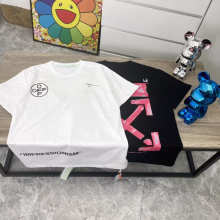 Off-white T-Shirt — b24442e9