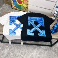 Off-white T-Shirt — e88f309d