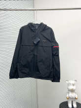 Prada Hoodie — 3577438e