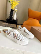 Shoe Burberry shoes — 7a655b89