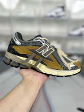 Shoe New Balance sneakers — 830fbf87