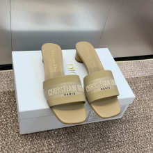 Shoe Women Sandals — b030fd3a
