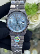 Watch — 4a067651